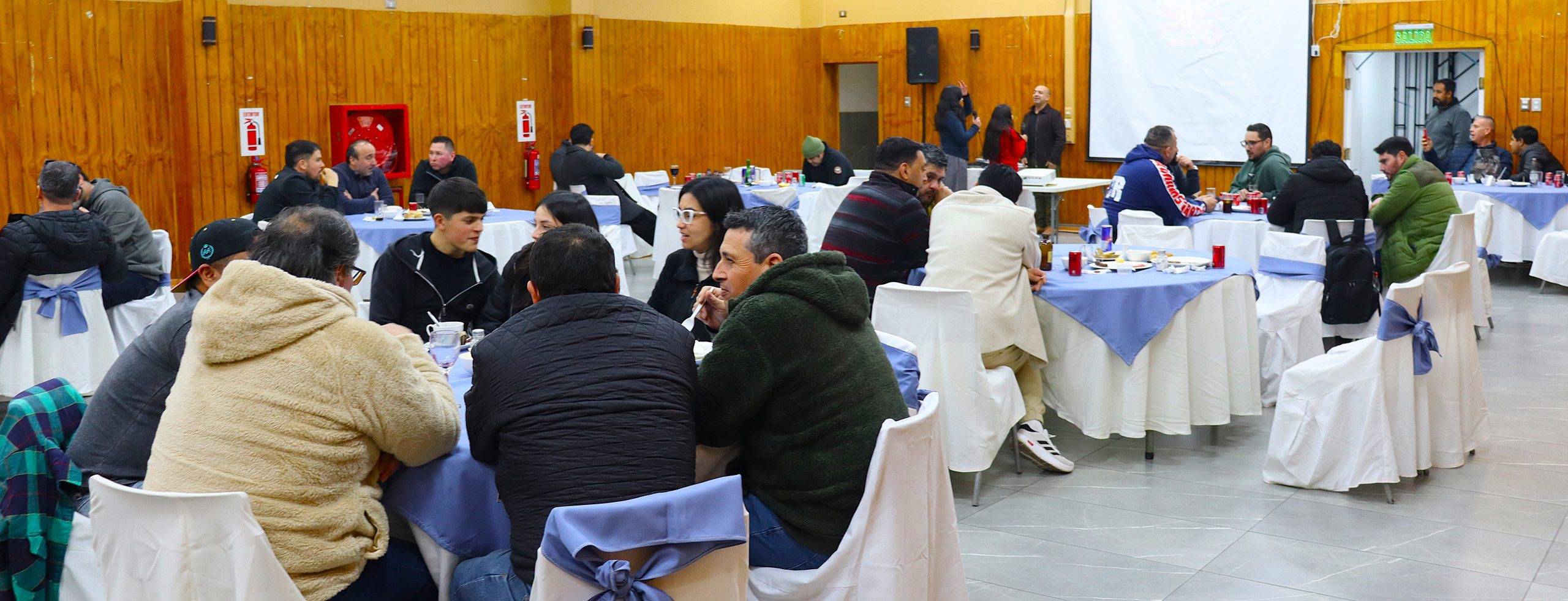 CAMARADERÍA Y ENCUENTRO MARCARON LA CELEBRACIÓN DEL DÍA DEL MINERO EN EL SINDICATO EL TENIENTE
